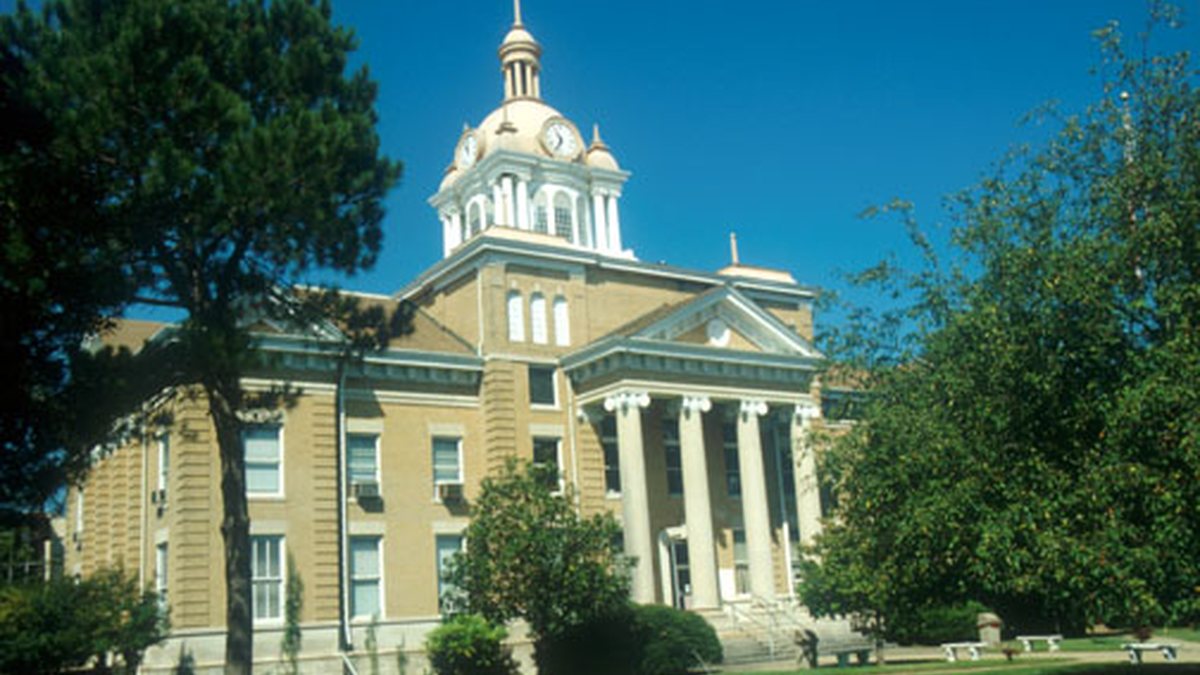 Educational briefing on the Office of the Sheriff for Fayette County, Alabama — the city of Fayette. Not Fayetteville. — educational cover (regional illustration)