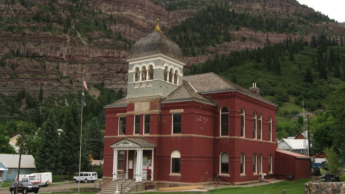 Educational briefing on the Office of the Sheriff for Ouray County, Colorado — Ouray. — educational cover (regional illustration)