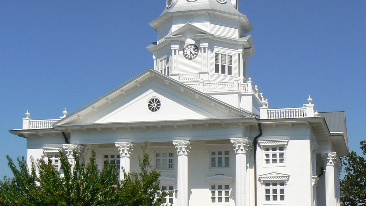 Educational briefing on the Office of the Sheriff for Colquitt County, Georgia — Moultrie. — educational cover (regional illustration)