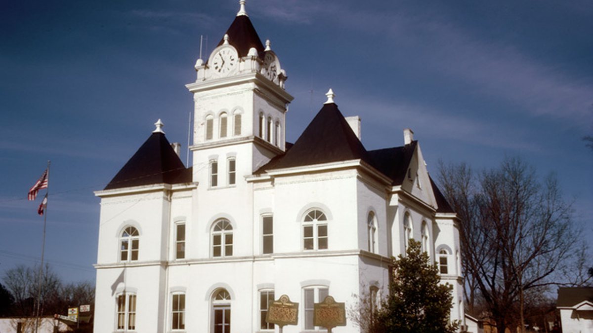 Educational briefing on the Office of the Sheriff for Twiggs County, Georgia — Jeffersonville. — educational cover (regional illustration)