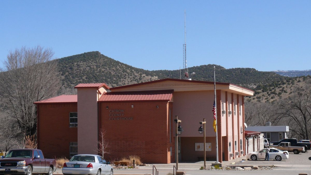 Educational briefing on the Office of the Sheriff for Catron County, New Mexico — Reserve. — educational cover (regional illustration)