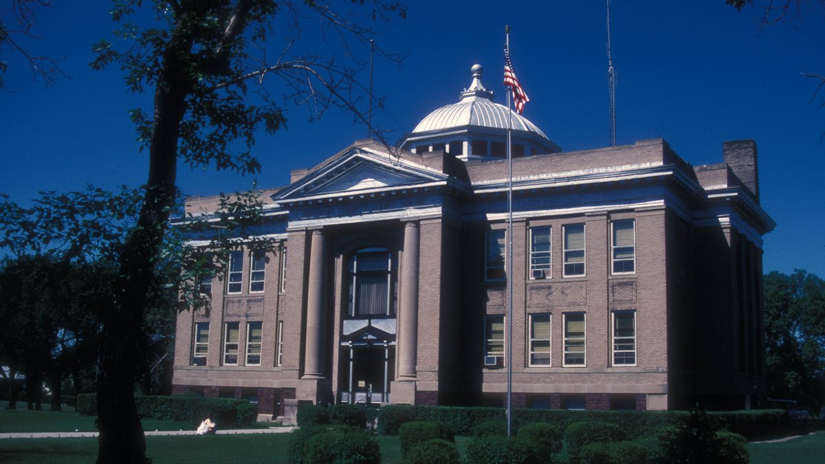 Educational briefing on the Office of the Sheriff for Sargent County, North Dakota — Forman and the largest city is Gwinner. — educational cover (regional illustration)