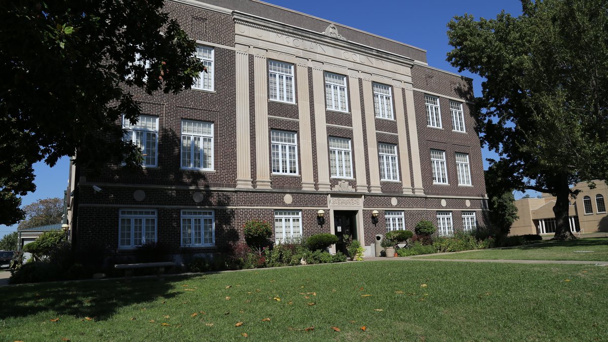 Educational briefing on the Office of the Sheriff for McClain County, Oklahoma — Purcell. — educational cover (regional illustration)