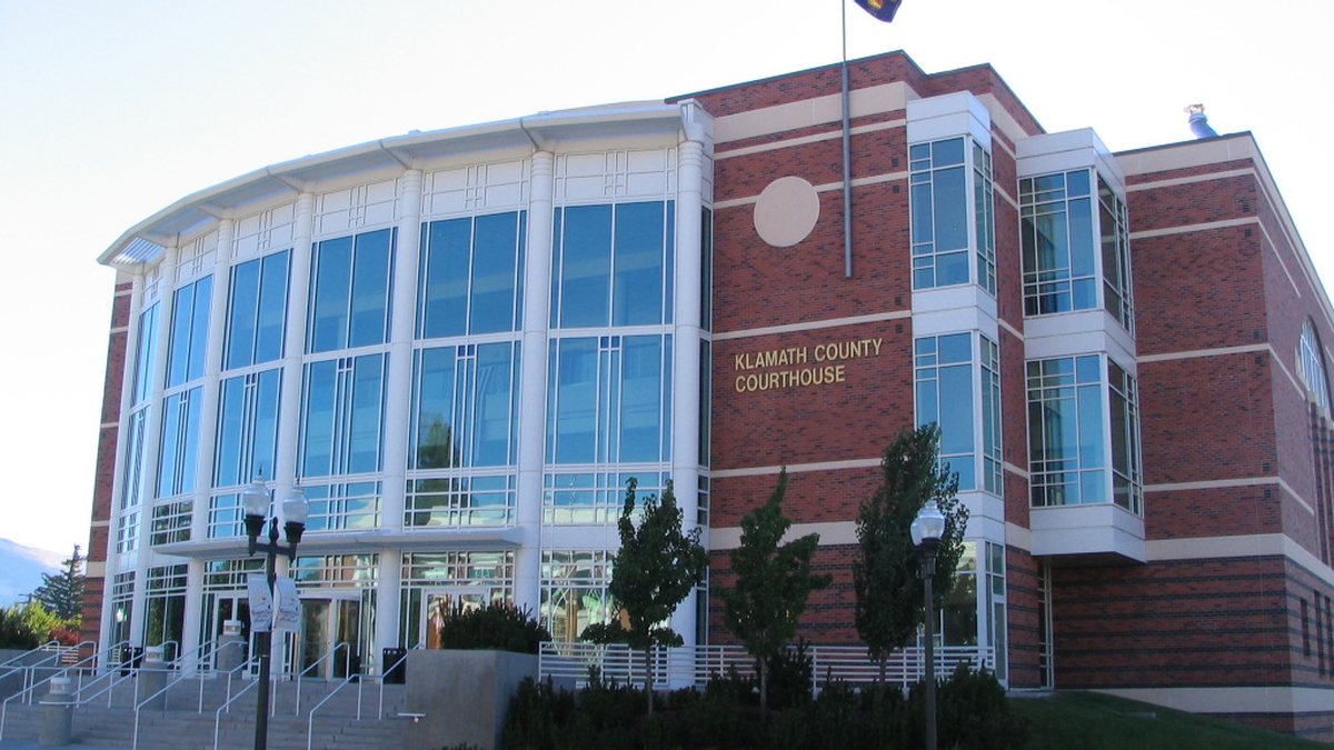 Educational briefing on the Office of the Sheriff for Klamath County, Oregon — Klamath Falls. — educational cover (regional illustration)