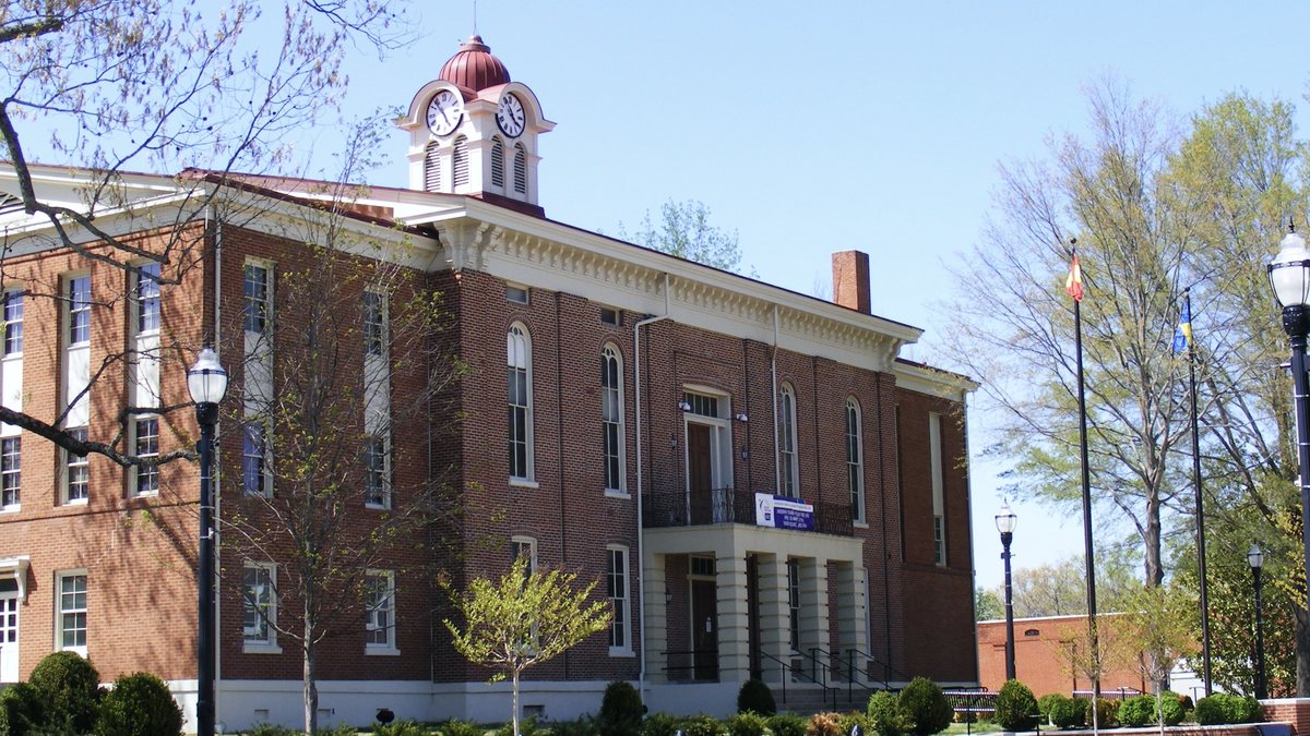 Educational briefing on the Office of the Sheriff for Hardeman County, Tennessee — Bolivar. — educational cover (regional illustration)