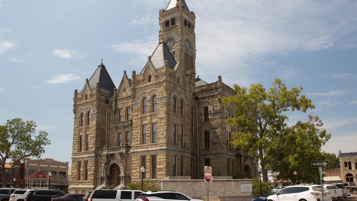 Educational briefing on the Office of the Sheriff for Lavaca County, Texas — Hallettsville. — educational cover (regional illustration)