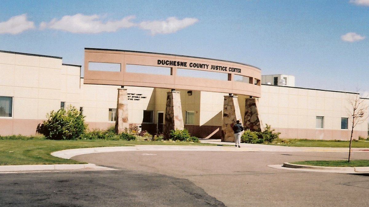 Educational briefing on the Office of the Sheriff for Duchesne County, Utah — Duchesne. — educational cover (regional illustration)