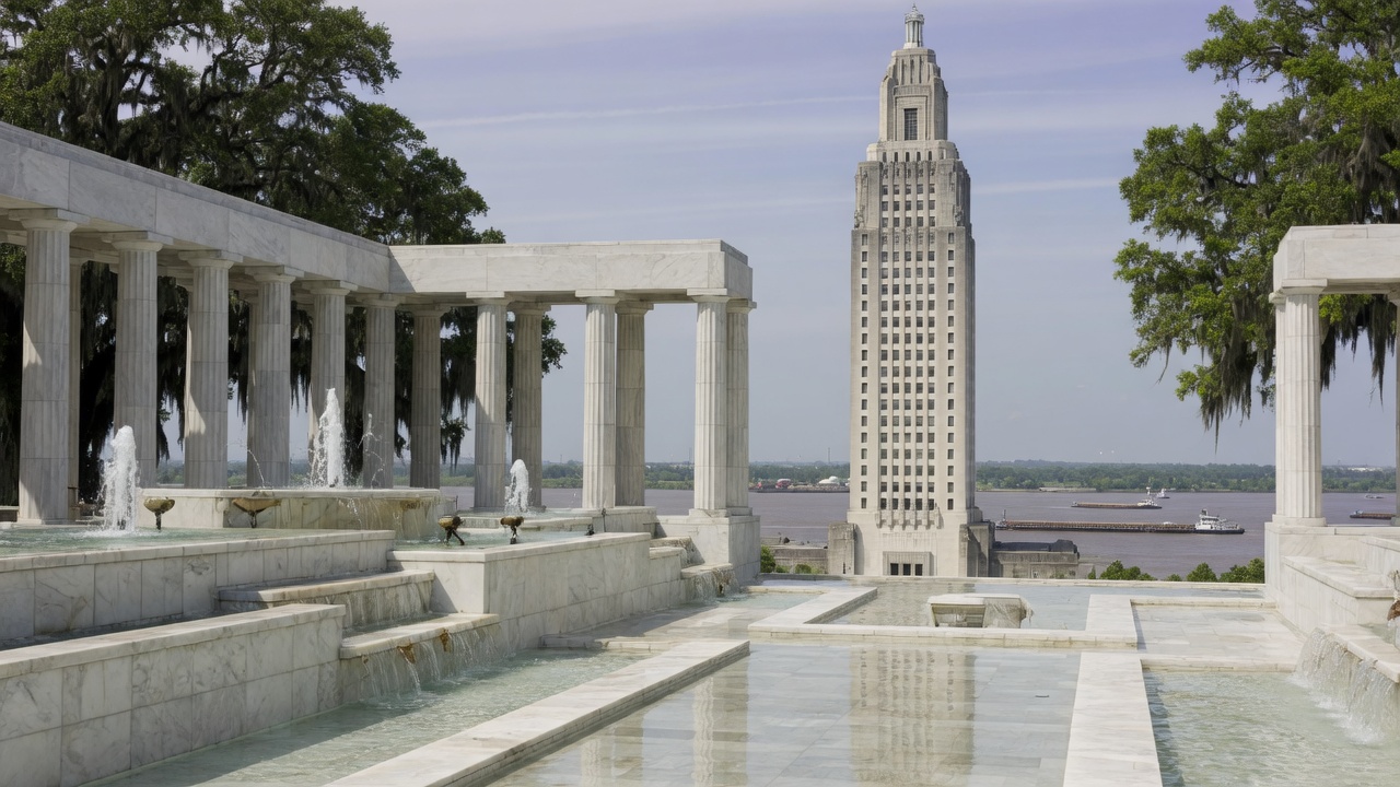 Baton Rouge river-tower boule and Mississippi fountains — educational cover (Greek Senate, American Future Type)